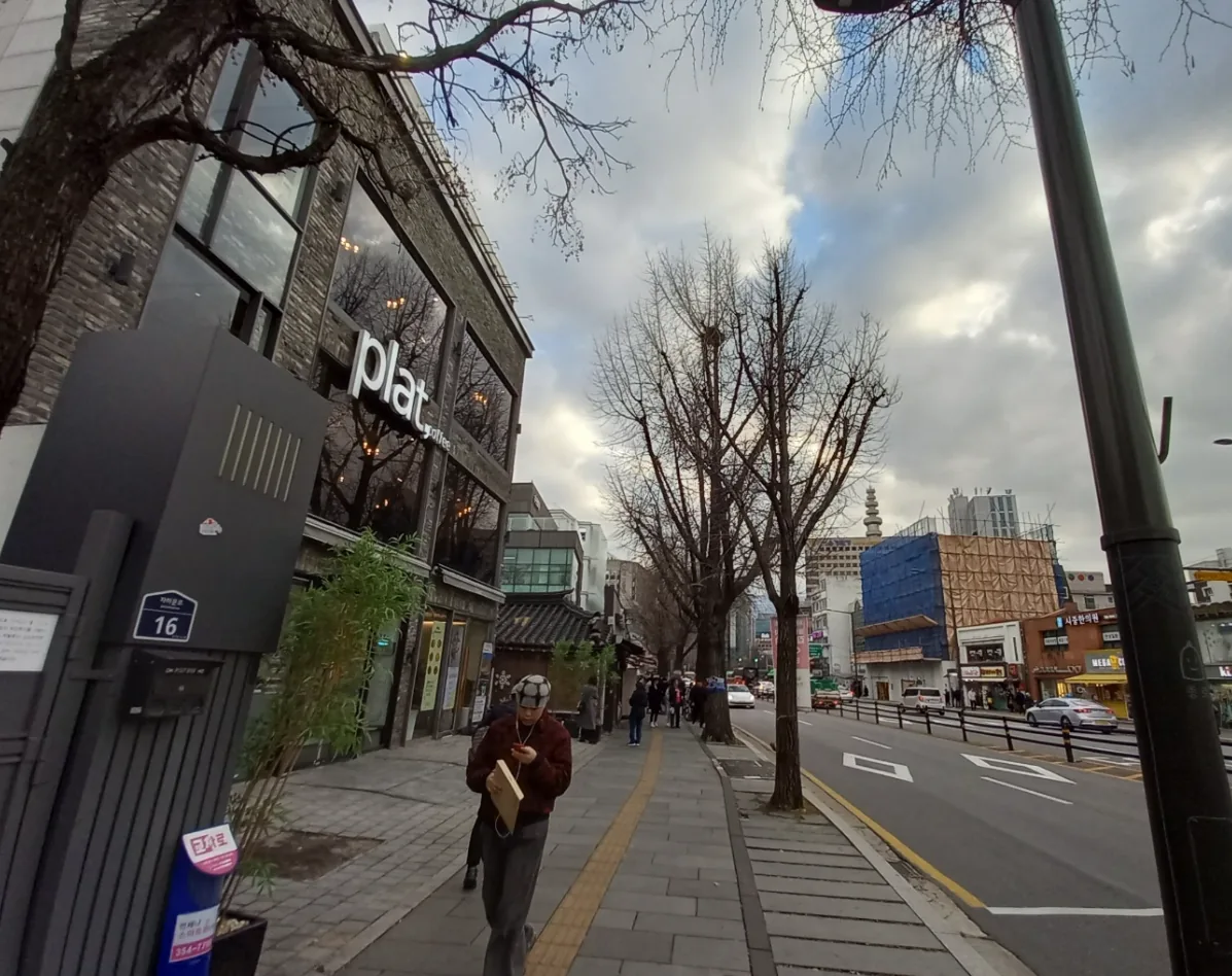 통의동 61-1 주변 거리 – 서촌 골목으로 이어지는 보행 동선